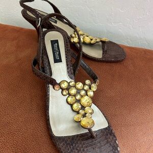 White House Black Market Brown and Gold Sandals with T-Strap Design